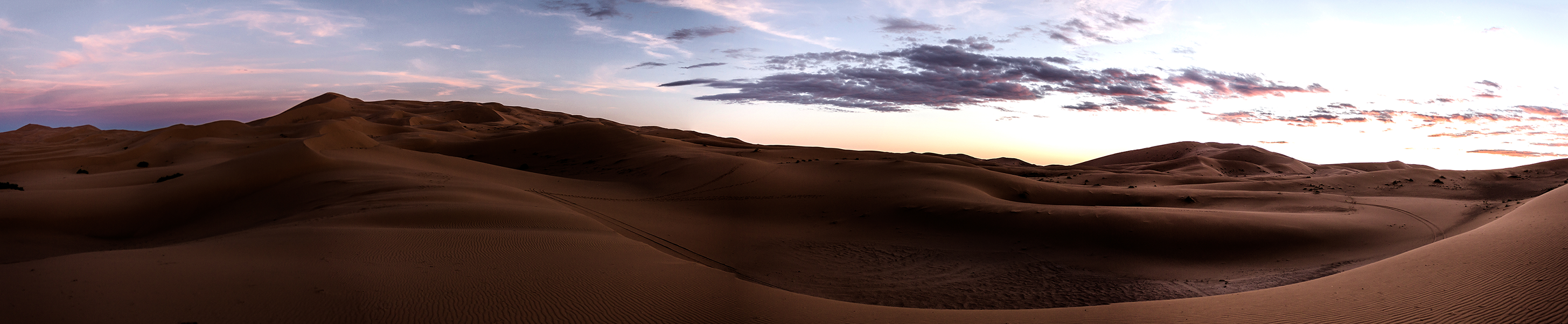 Východ slnka na Sahare