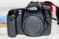 Rezervované!!! Canon EOS 70D bez objektívu