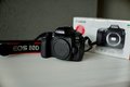 Canon 80D telo