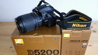 NIKON D5200 + NIKON AF-S DX Nikkor 18-140mm f/3.5-5.6G ED VR