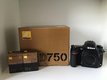 Nikon D750 a príslušenstvo