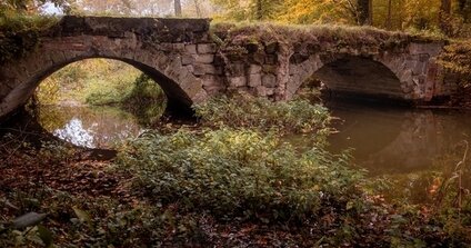 Historický  film. most