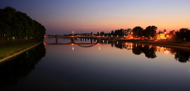 nočné mesto 2