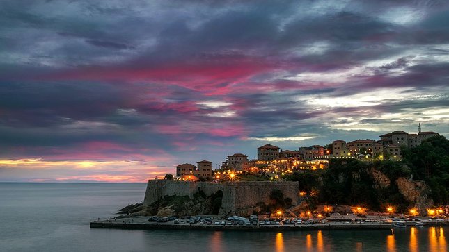 Po západe v Ulcinj