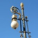 Španielska lampa (futbalky sú všade)