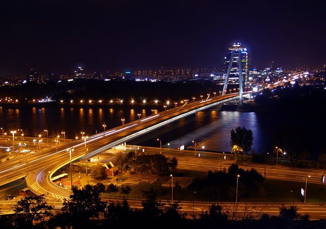 Večerná Bratislava