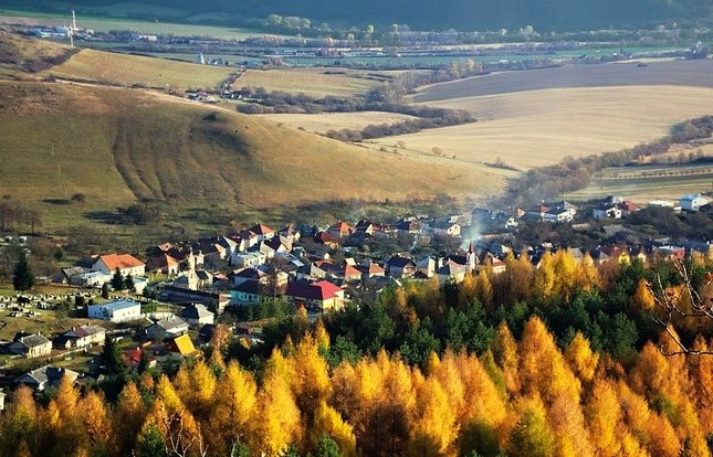 Jeseň nad dedinou