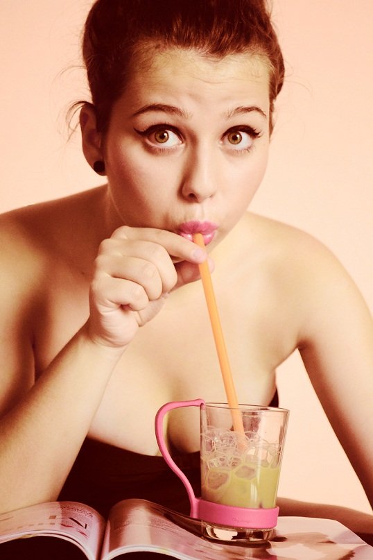 Pin-up cup 2