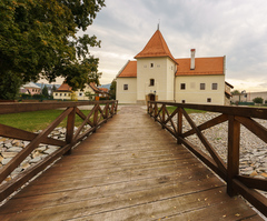 Kaštieľ Šimonovany