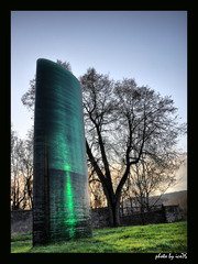Obelisk nádeje