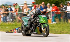 Green dragster