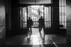 Kazdysvoju cestu hlada....