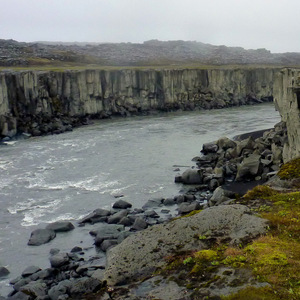 Cesta k vodopádu na Islande