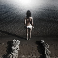 LOOK THE SEA!