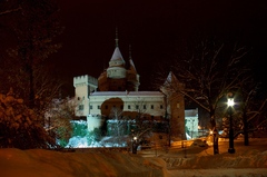 Zámok v noci 7