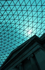 Fosterova strecha&Newtonov zakon