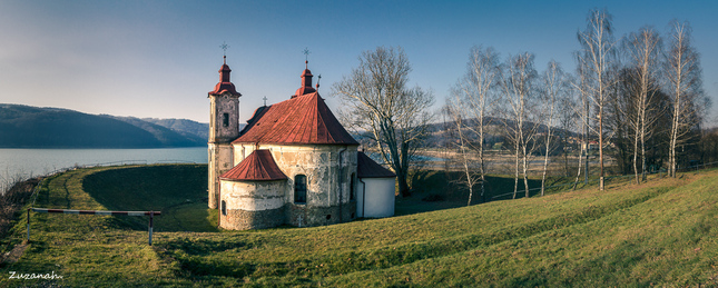 Uväznený