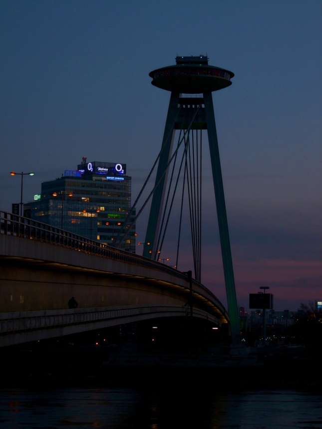 most cez Dunaj