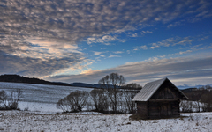 Na samote chalúpka.