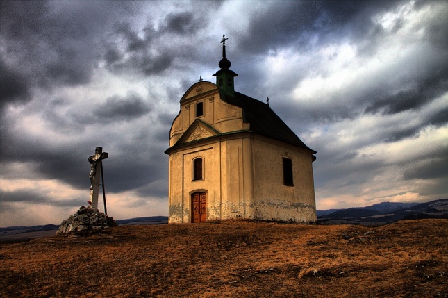 na sivej brade . . . . 