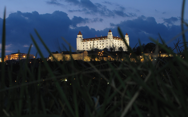 hrad v trave
