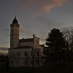 kaštieľ-ranný pokoj