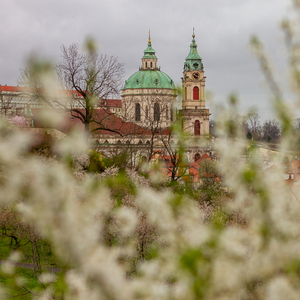 Jaro na Petříně