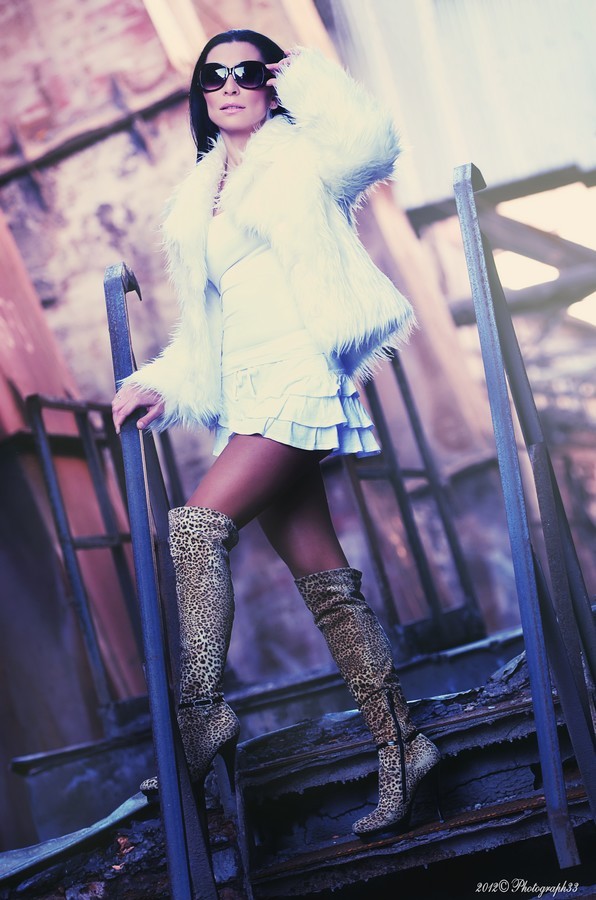 .......................