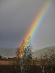 dúha z ľava