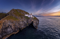 GREAT LIGHTHOUSES OF IRELAND - W