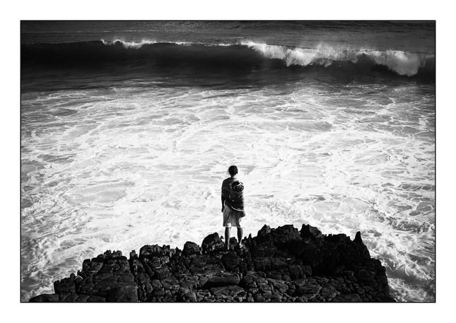 Alone against the Ocean