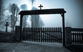 Brána na cintoríne v Leluchowe