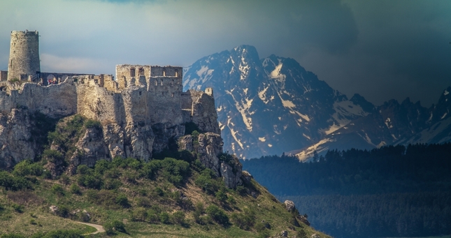 spišsky hrad a tatry