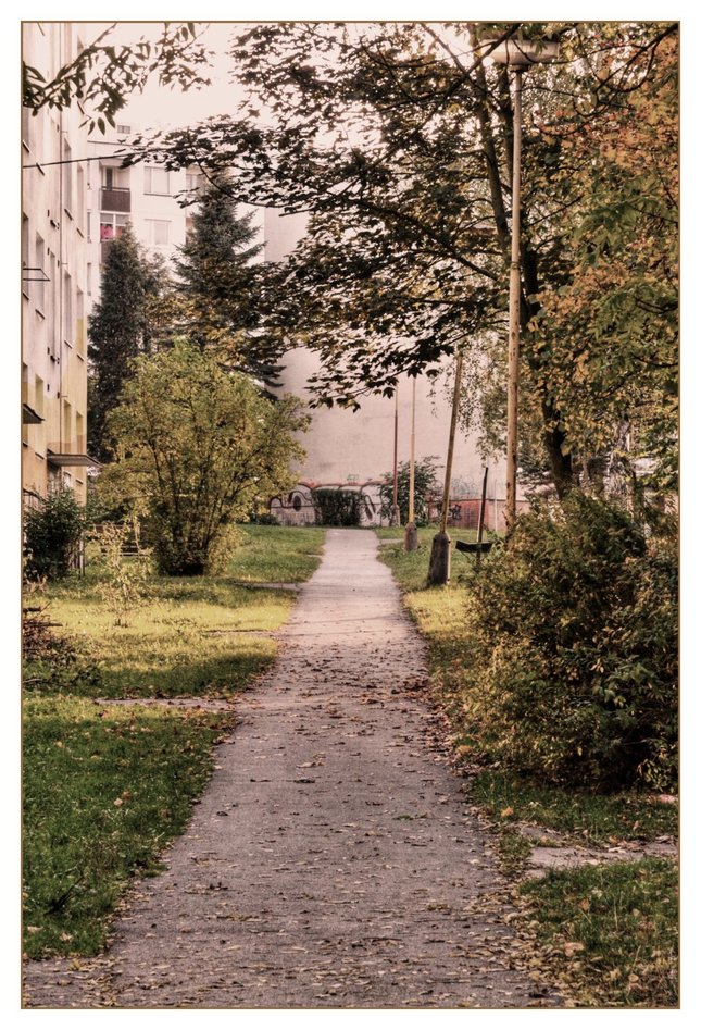 Jesenný chodník