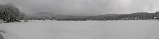 Panorama jazero_2