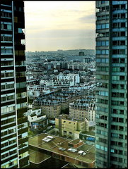 Paríž z okna