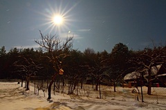 Slnko čo v noci svíti.