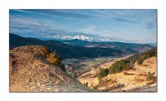 Pieniske pohľady