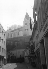 cesta k hradnym schodom