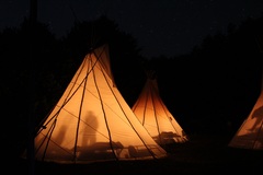 Nocny zivot v Tee-Pee