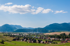 Dedinka pod Salatínom