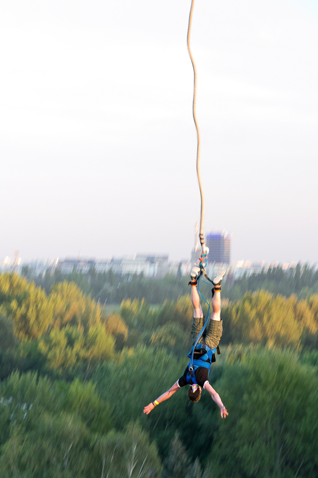Bungee Jumper