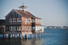 Pier Cafe