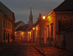 kapitulska ulicka...............
