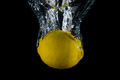 potápajúci sa citrón