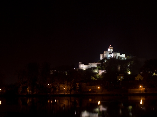 nočný hrad