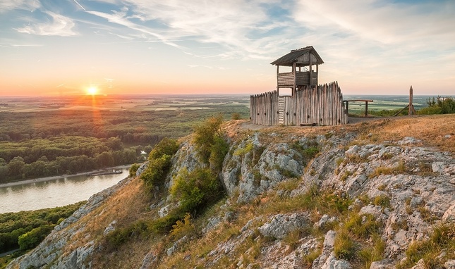 Pohľad zo skaly.....