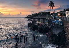 v miestnom bazéniku