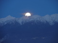 Mesiac zapadá za Tatry