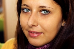 oči